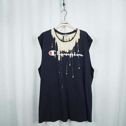 Regular fit tee Regular fit tee